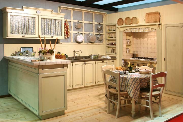 Cucina country: bellezza, eleganza, frugalità , accoglienza Mobili cucina country